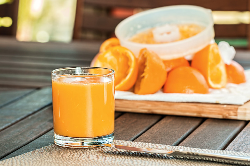 Estudio: Zumo de naranja no eleva los niveles de insulina a diferencia de la fruta entera